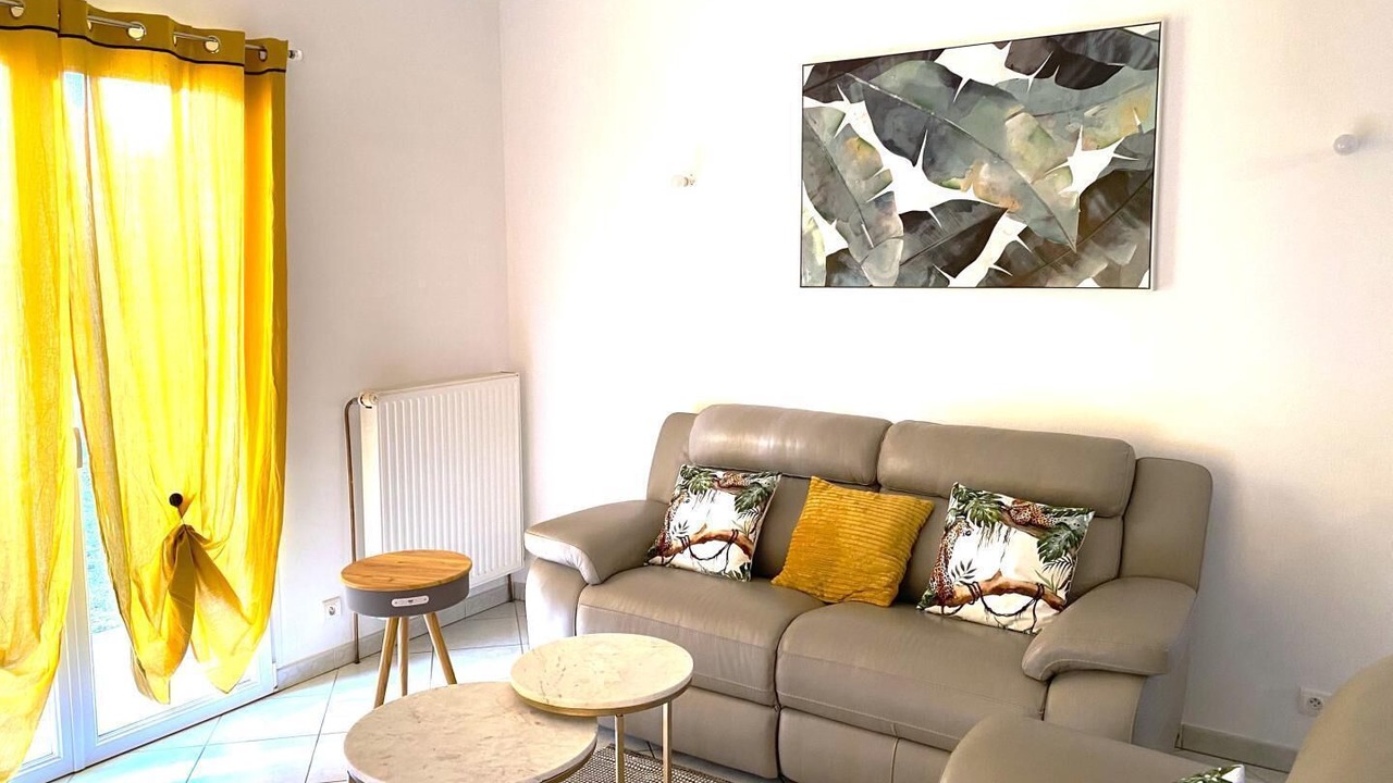 Photo of Livingroom in Douzy