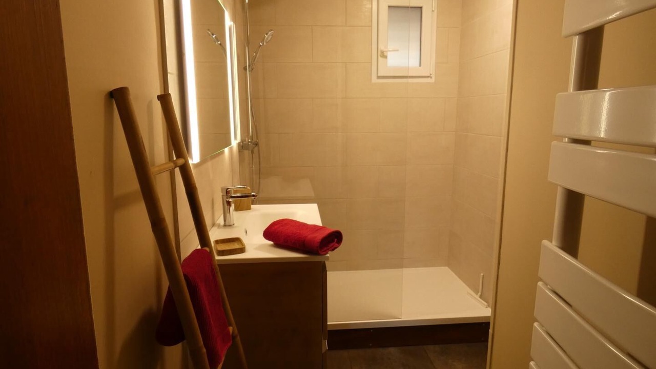 Photo of Bathroom in Dieppe