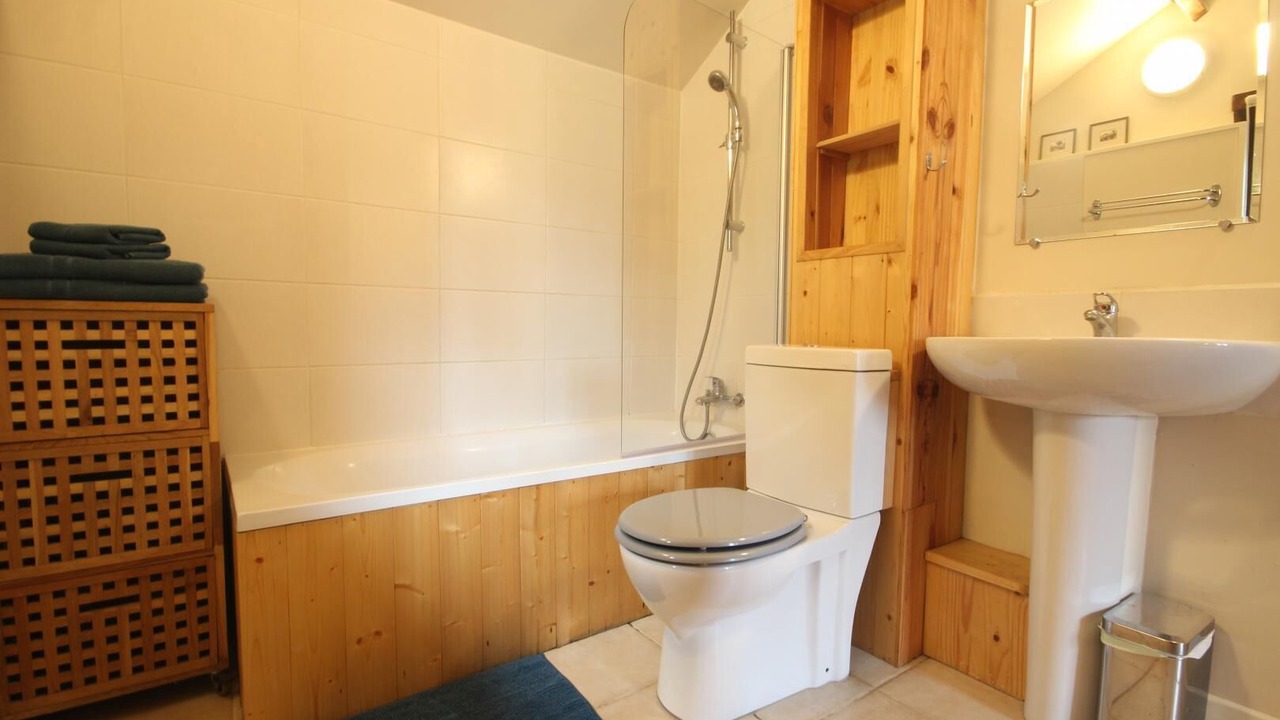 Photo of Bathroom in Les Grandes-Ventes