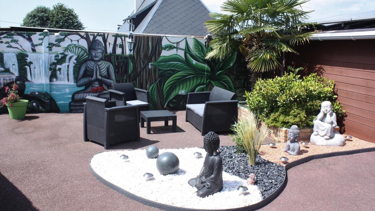 Photo of Outdoor in Ecrainville