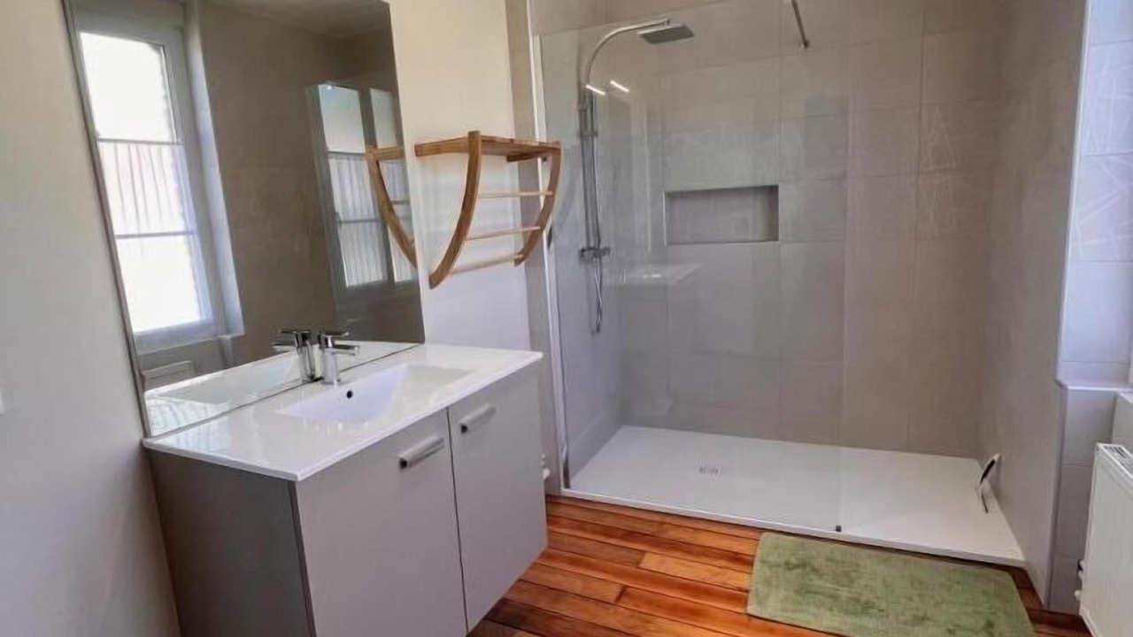 Photo of Bathroom in Villequier