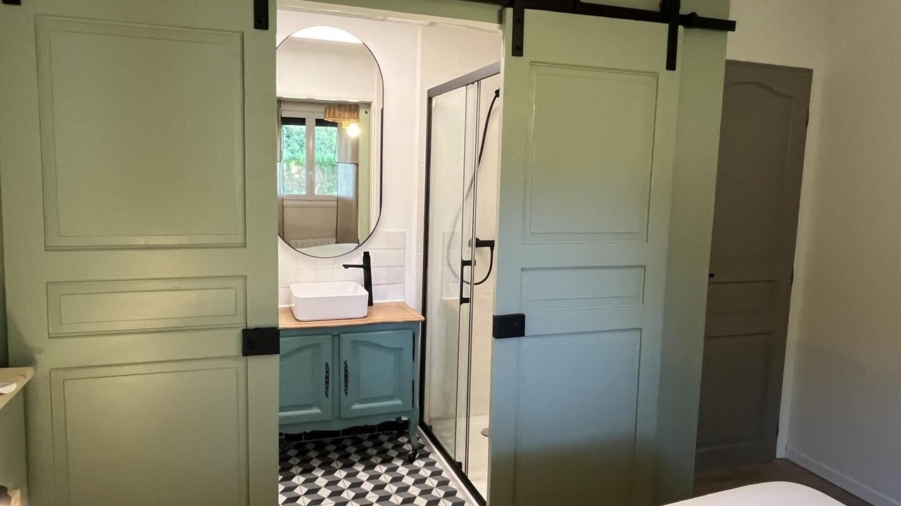 Photo of Bedroom in Saint-Leonard