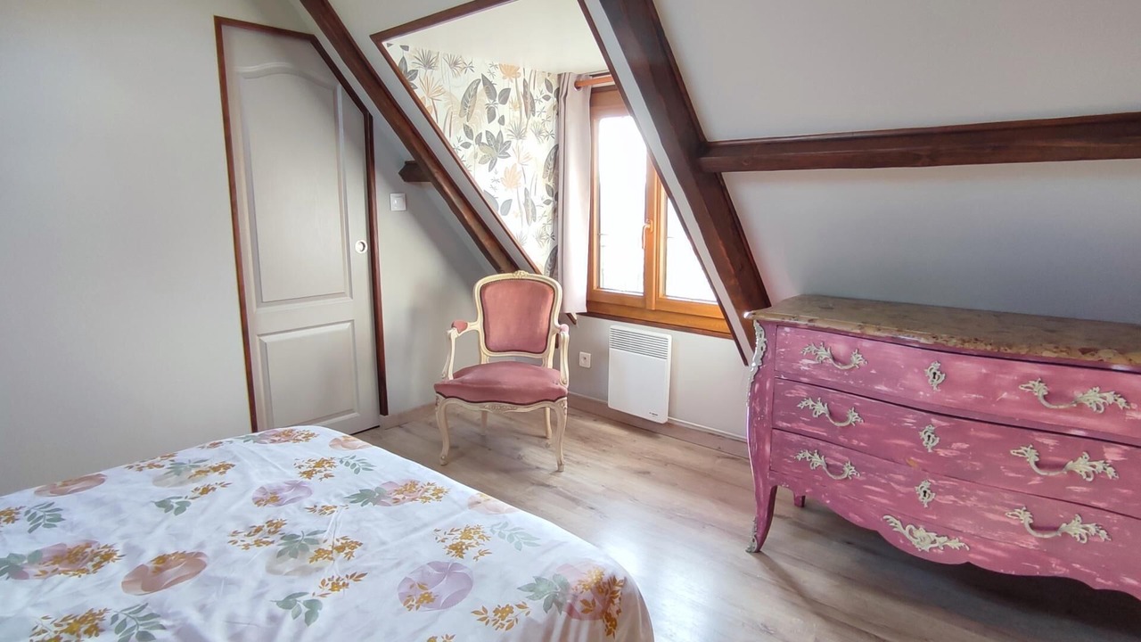 Photo of Bedroom in Osmoy-Saint-Valery