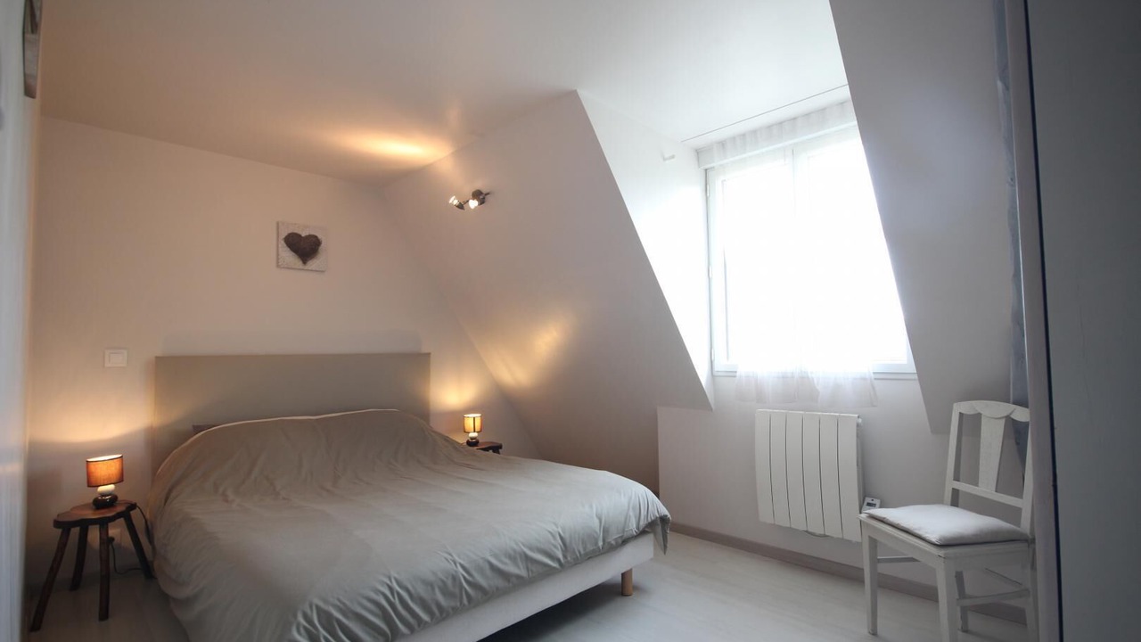 Photo of Bedroom in Greuville