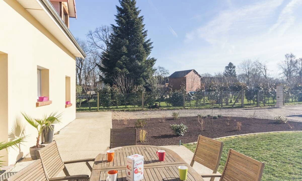 Photo of Outdoor in Greuville