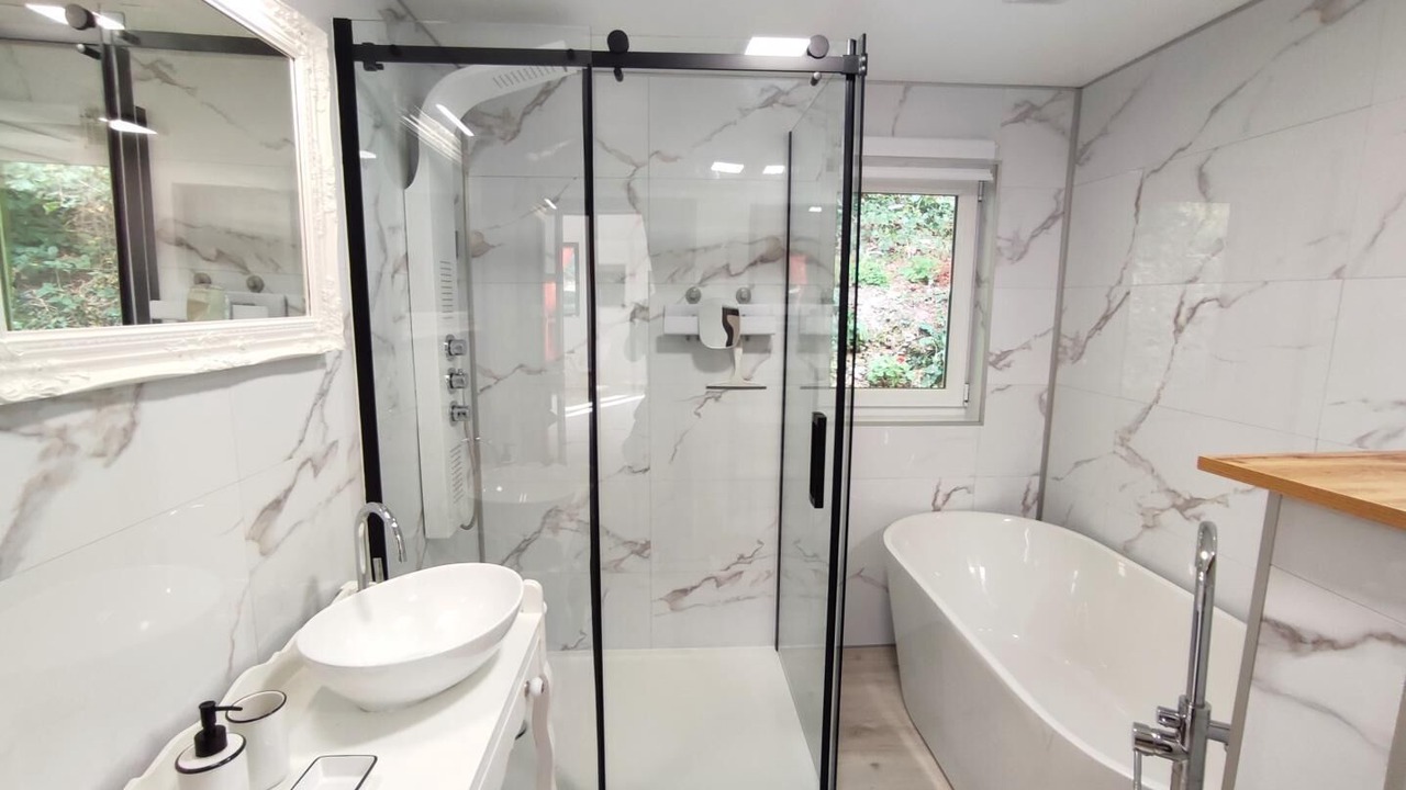 Photo of Bathroom in Daubeuf-Serville