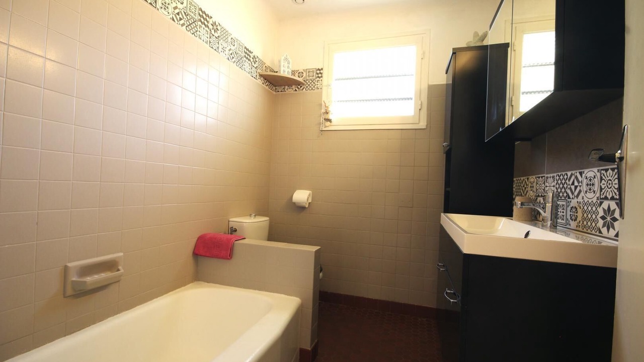 Photo of Bathroom in Cailleville
