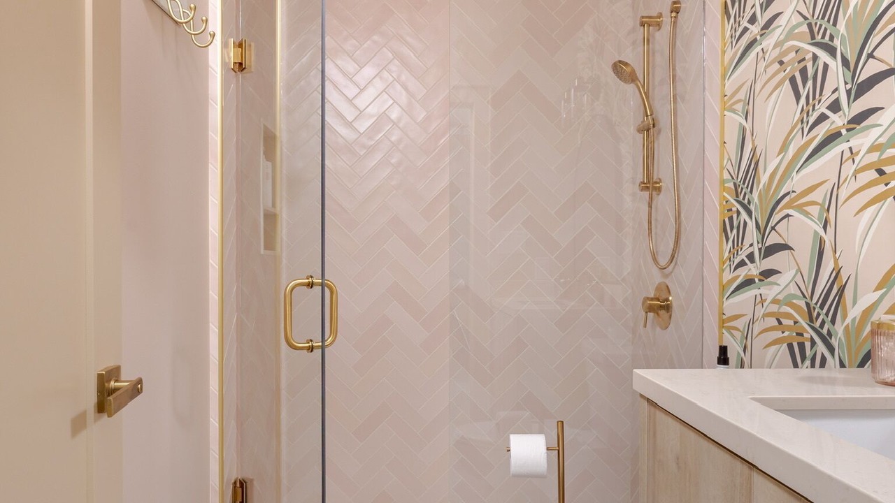 Photo of Bathroom in Port Weller