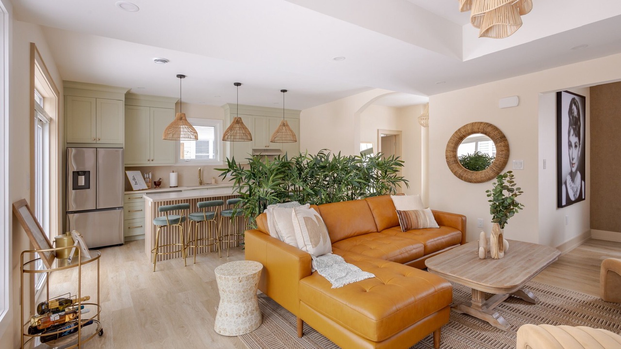 Photo of Livingroom in Port Weller