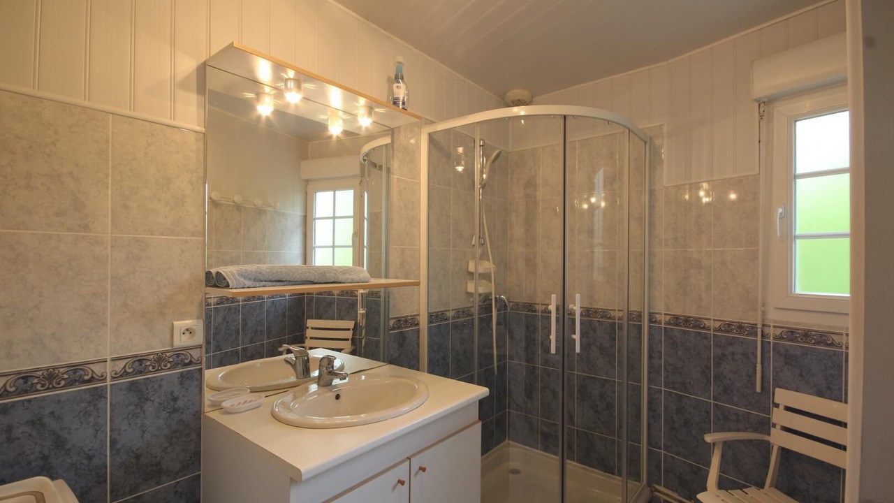 Photo of Bathroom in Sotteville-sur-Mer