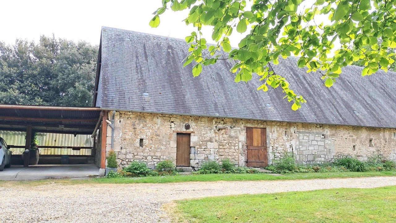 Photo of Outdoor in Saint-Pierre-de-Manneville