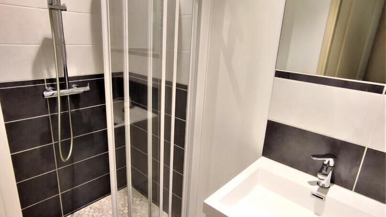 Photo of Bathroom in Criquetot-lʼEsneval