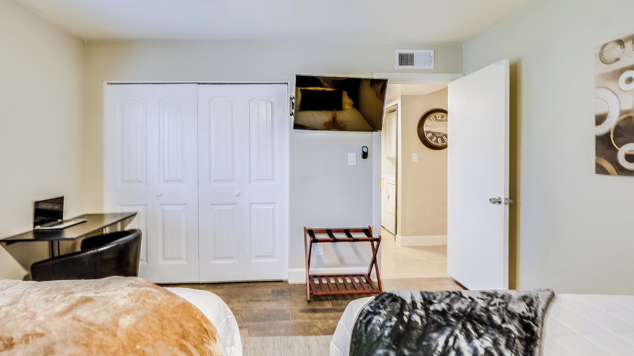 Photo of Bedroom in Scottsdale Estates Nine