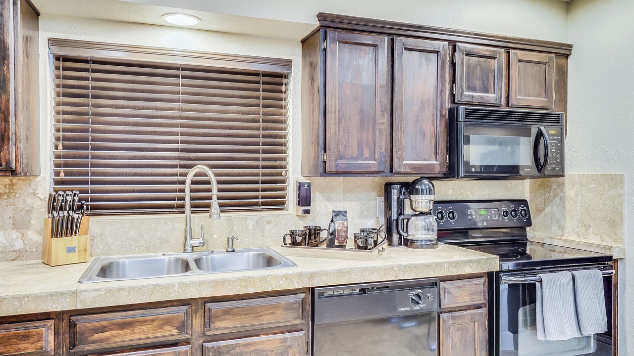 Photo of Kitchen in Scottsdale Estates Nine