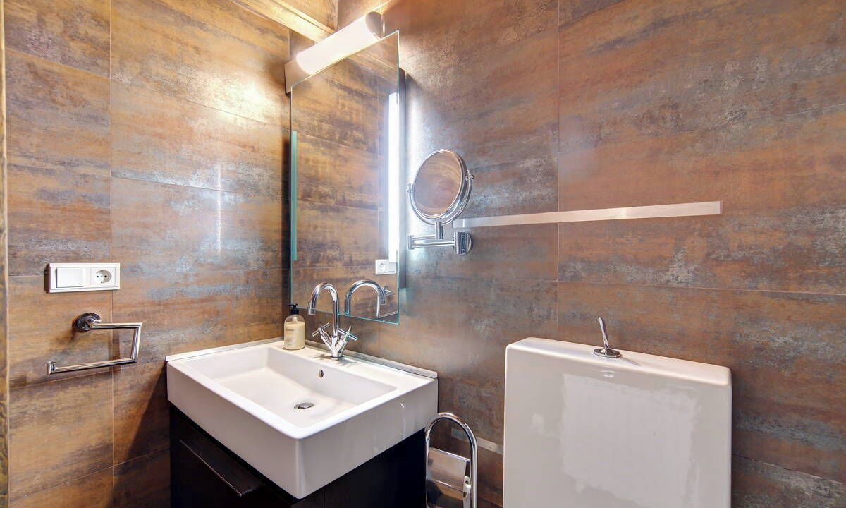 Photo of Bathroom in Pujo