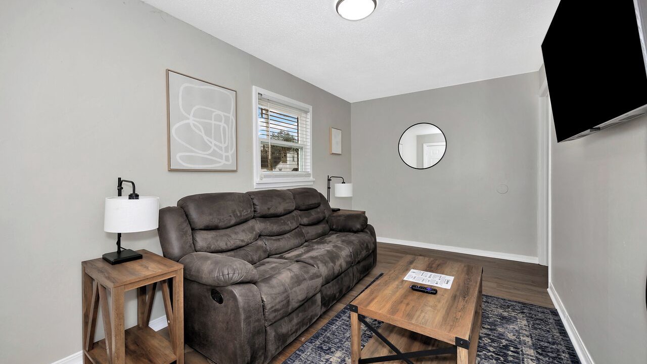 Photo of Livingroom in Redstone Arsenal