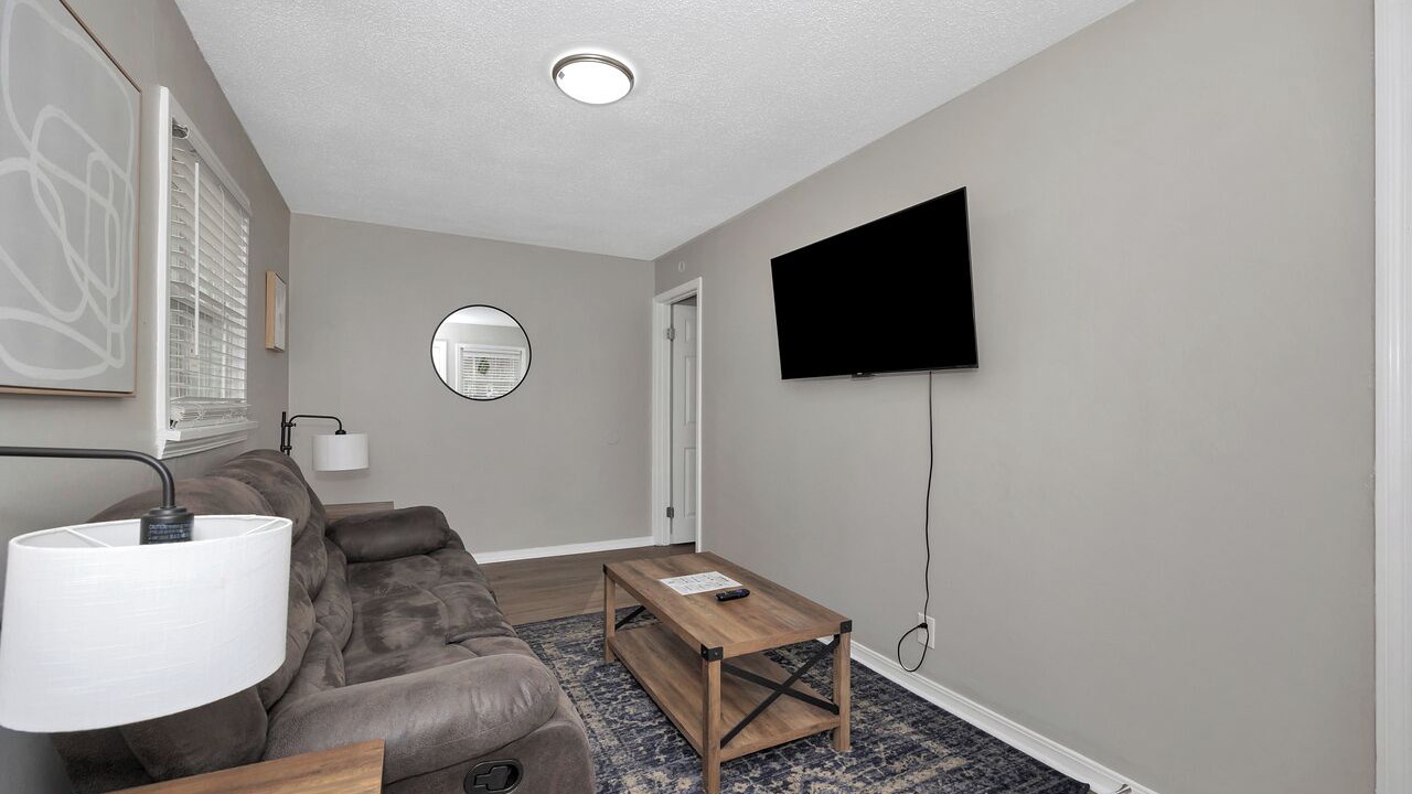 Photo of Livingroom in Redstone Arsenal