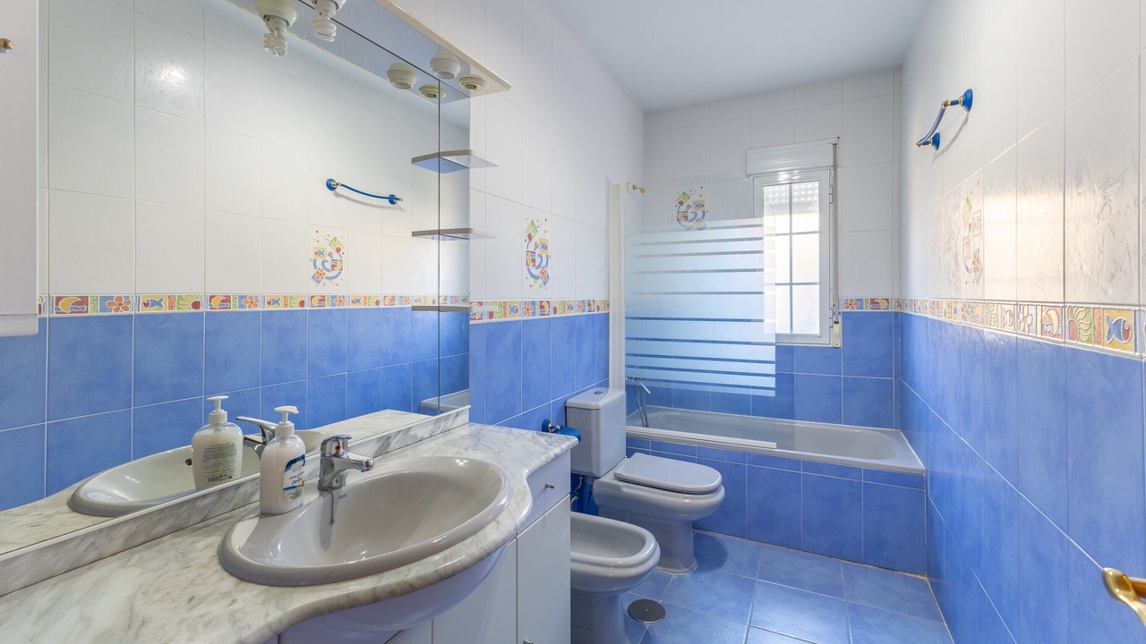 Photo of Bathroom in Brunete