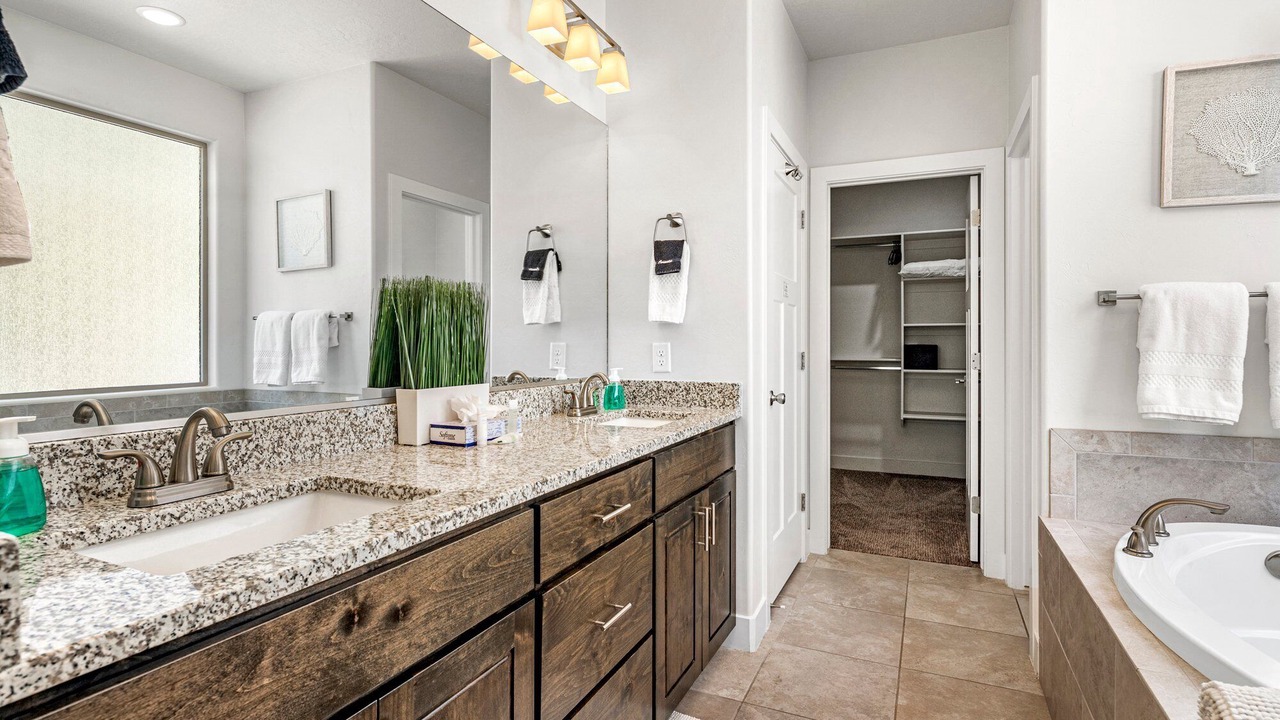 Photo of Bathroom in Sienna Hills