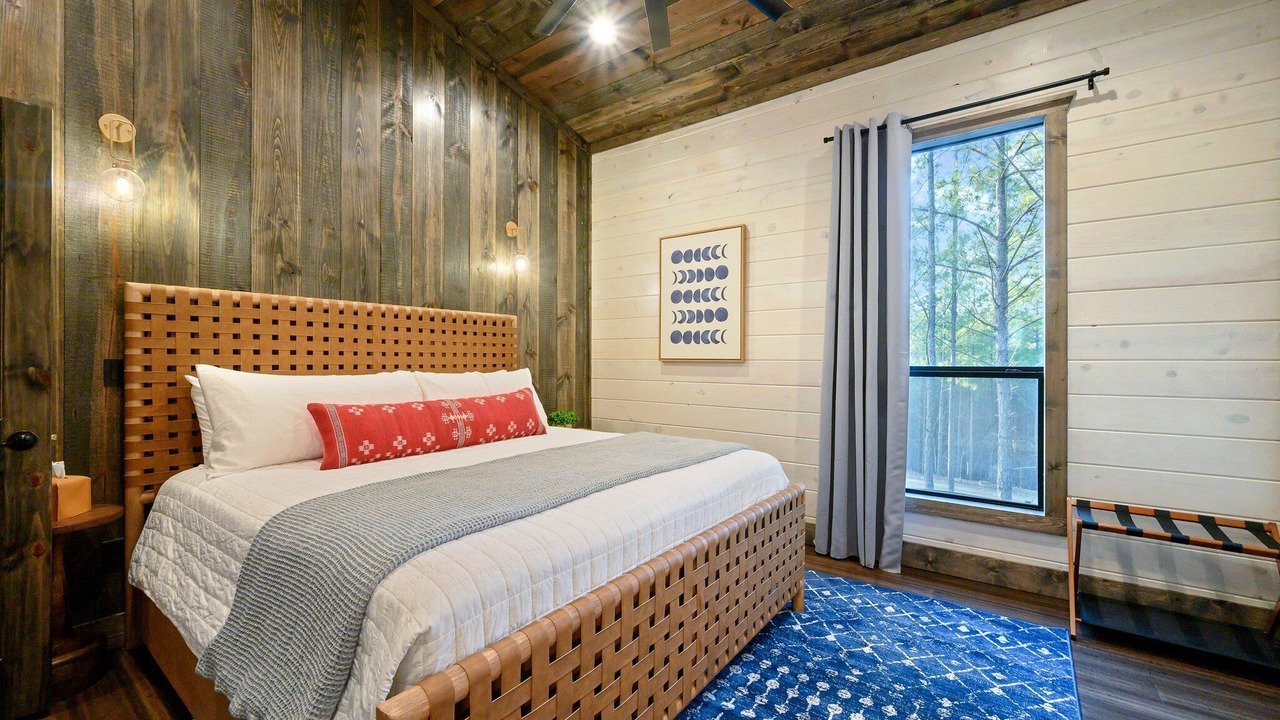Photo of Bedroom in Pickens