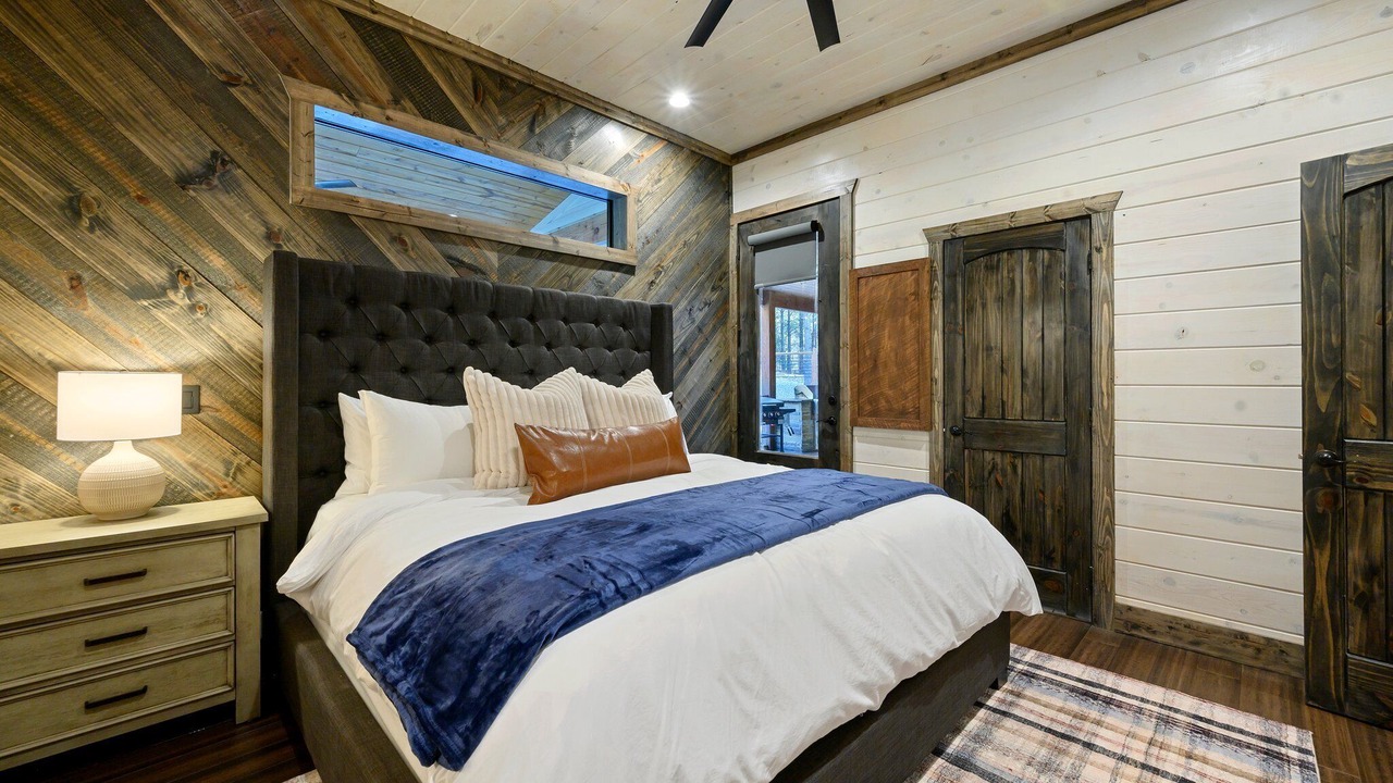 Photo of Bedroom in Pickens