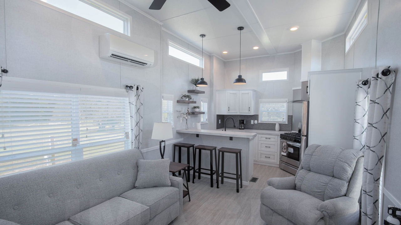 Photo of Livingroom in Hamilton