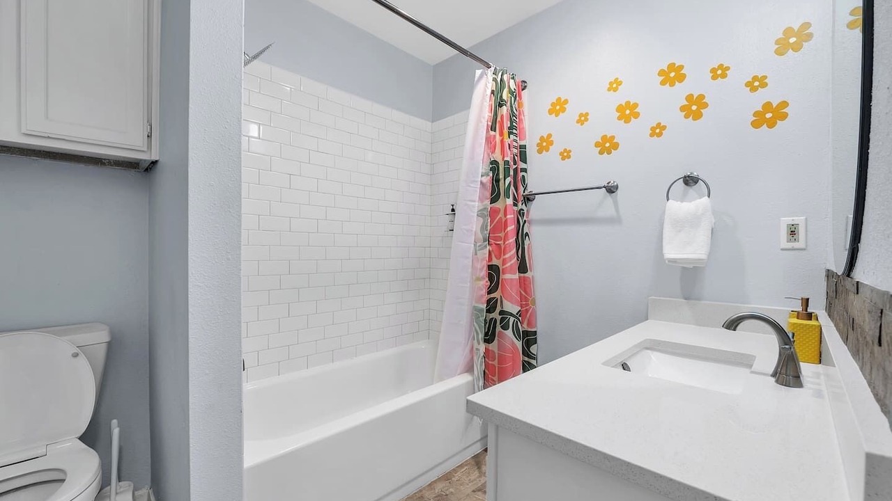 Photo of Bathroom in Tanglewood Forest