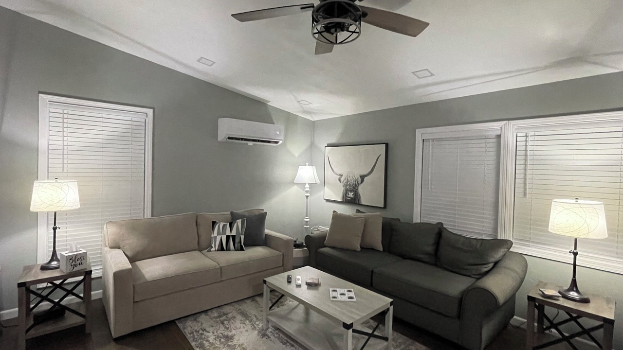 Photo of Bedroom in Lake Forest Estates