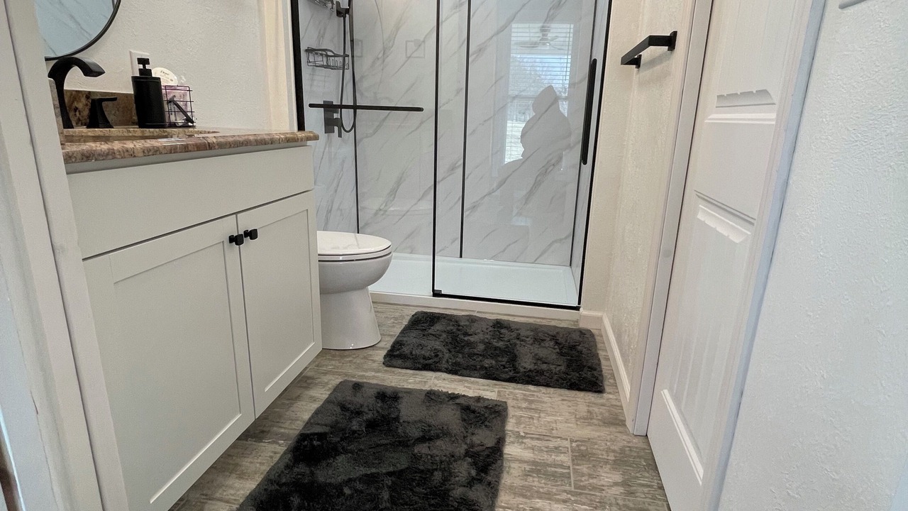 Photo of Bathroom in Lake Forest Estates