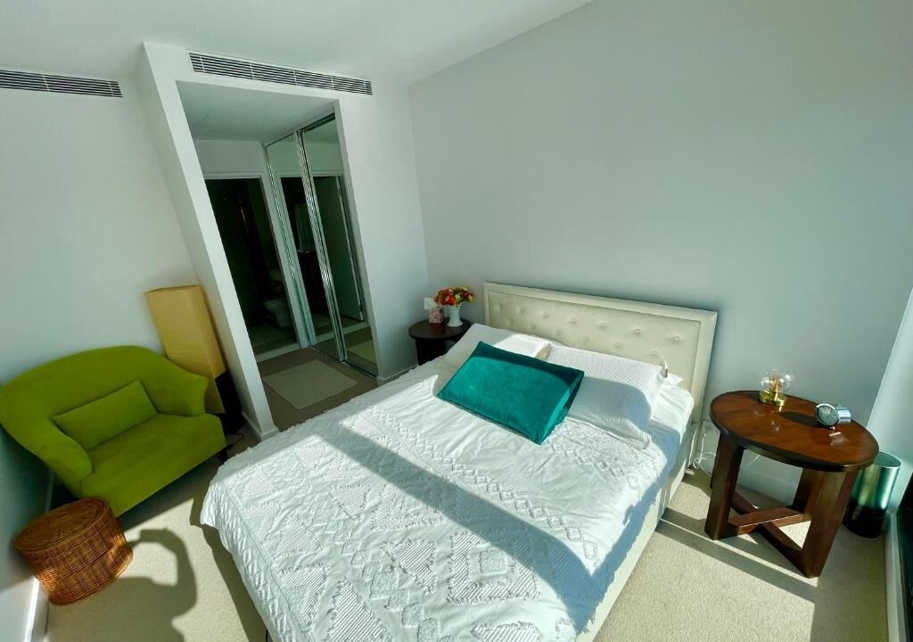 Photo of Bedroom in Docklands