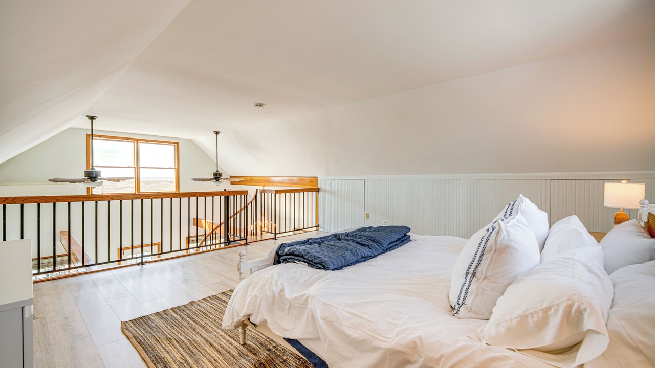 Photo of Bedroom in Cape May Court House