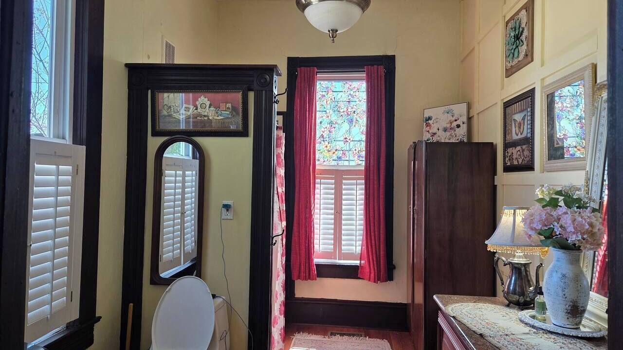 Photo of Others in Talladega