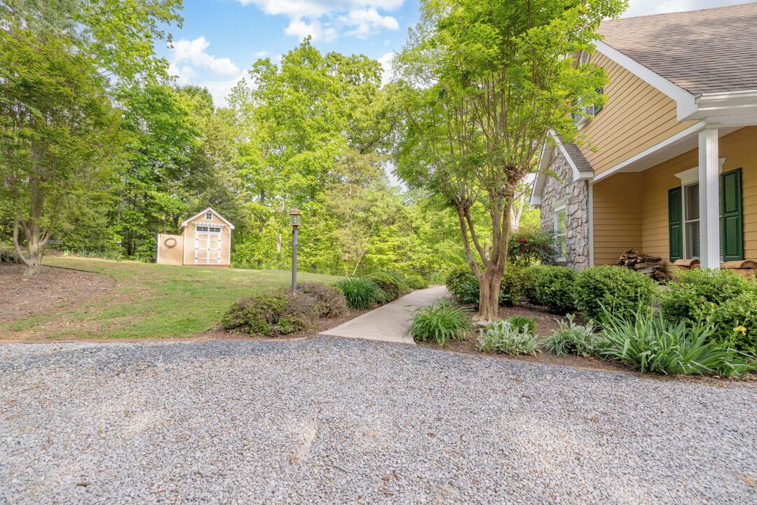 Photo of Outdoor in Bracey