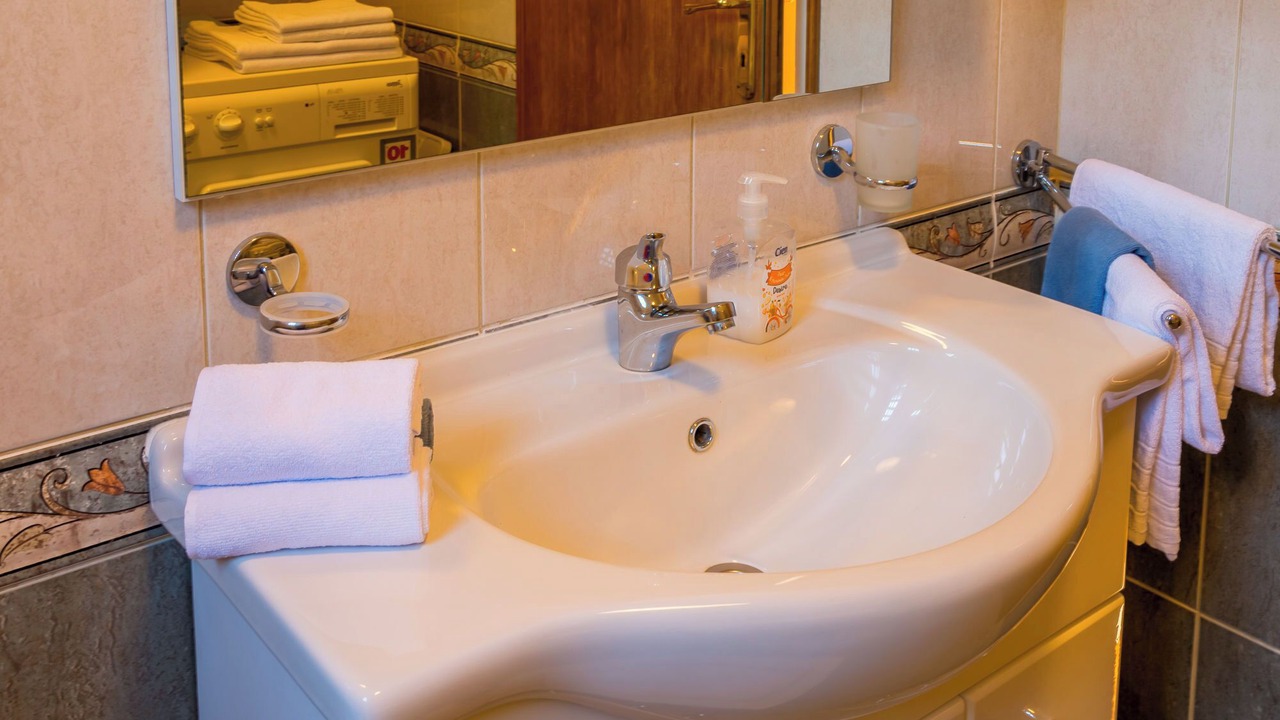Photo of Bathroom in Jurdani