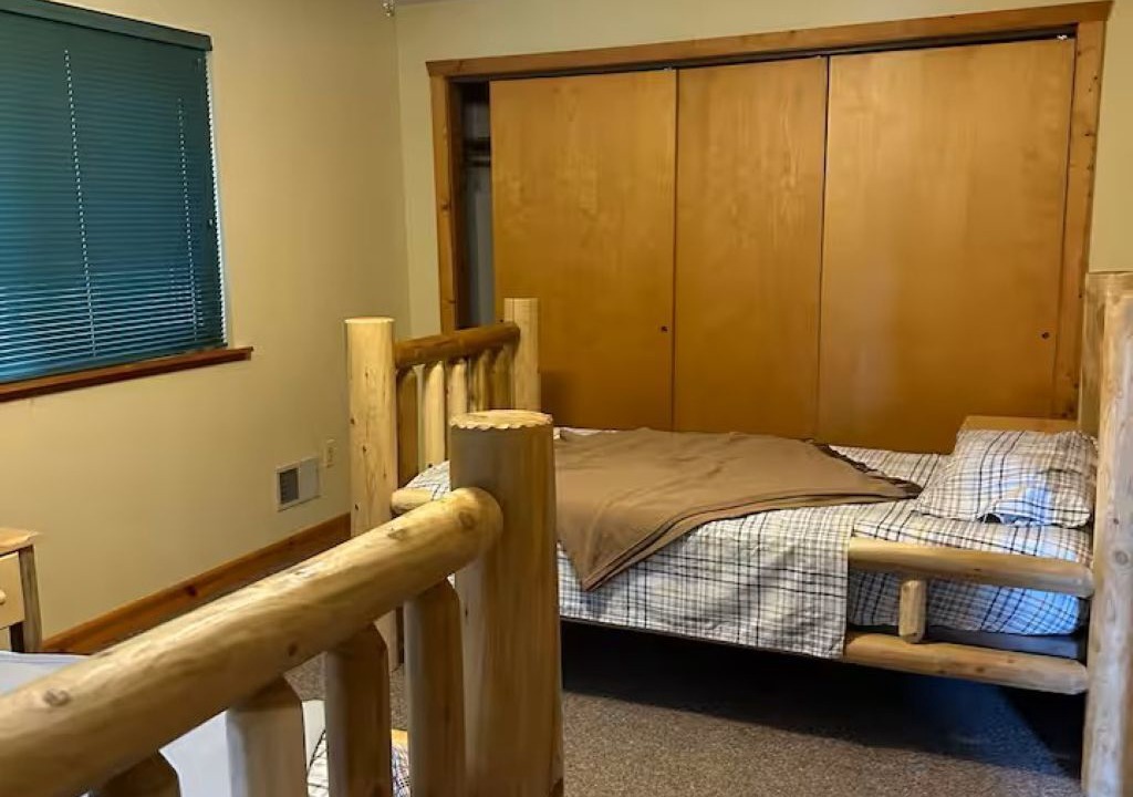 Photo of Bedroom in Town of Webb