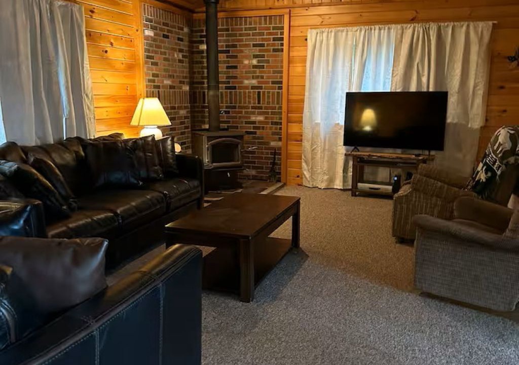 Photo of Livingroom in Town of Webb
