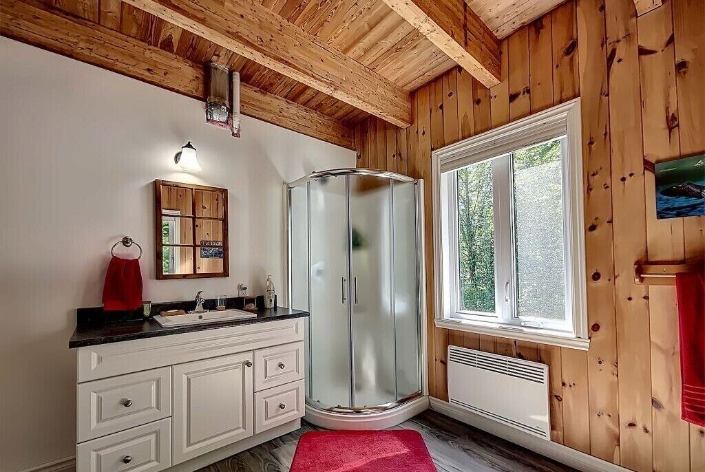 Photo of Bathroom in Sainte-Thecle
