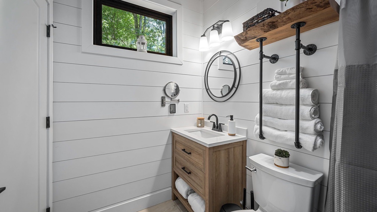 Photo of Others in Treloar