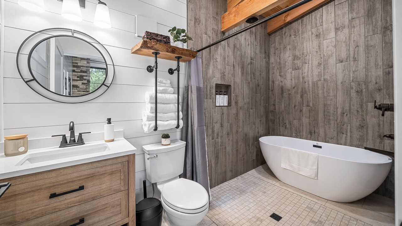 Photo of Others in Treloar