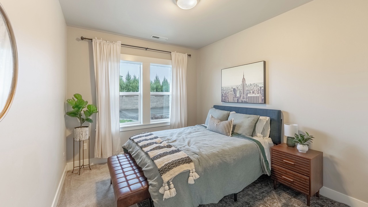 Photo of Bedroom in Benton County