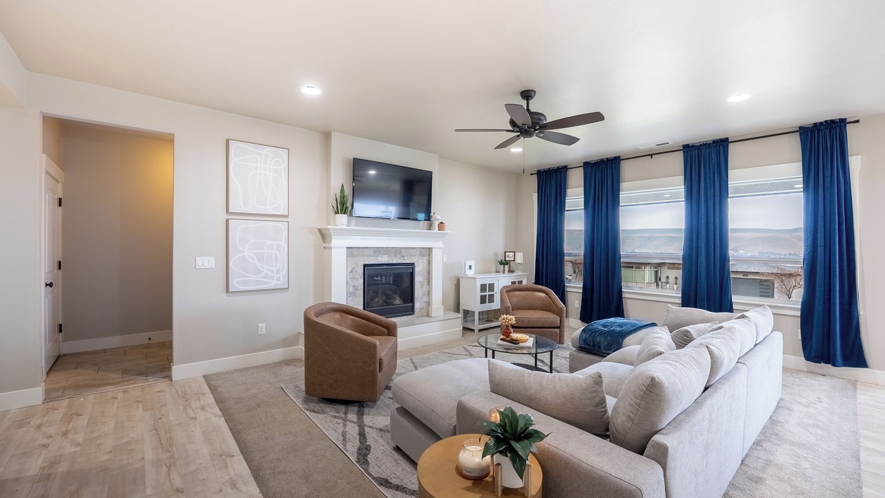 Photo of Livingroom in Benton County