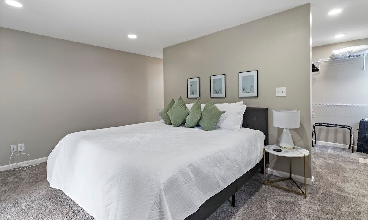 Photo of Bedroom in Oakley
