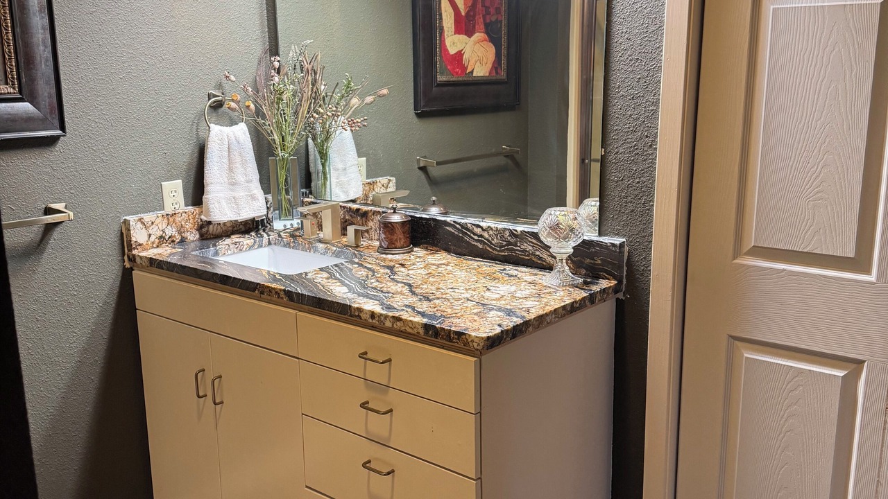 Photo of Bathroom in Linden