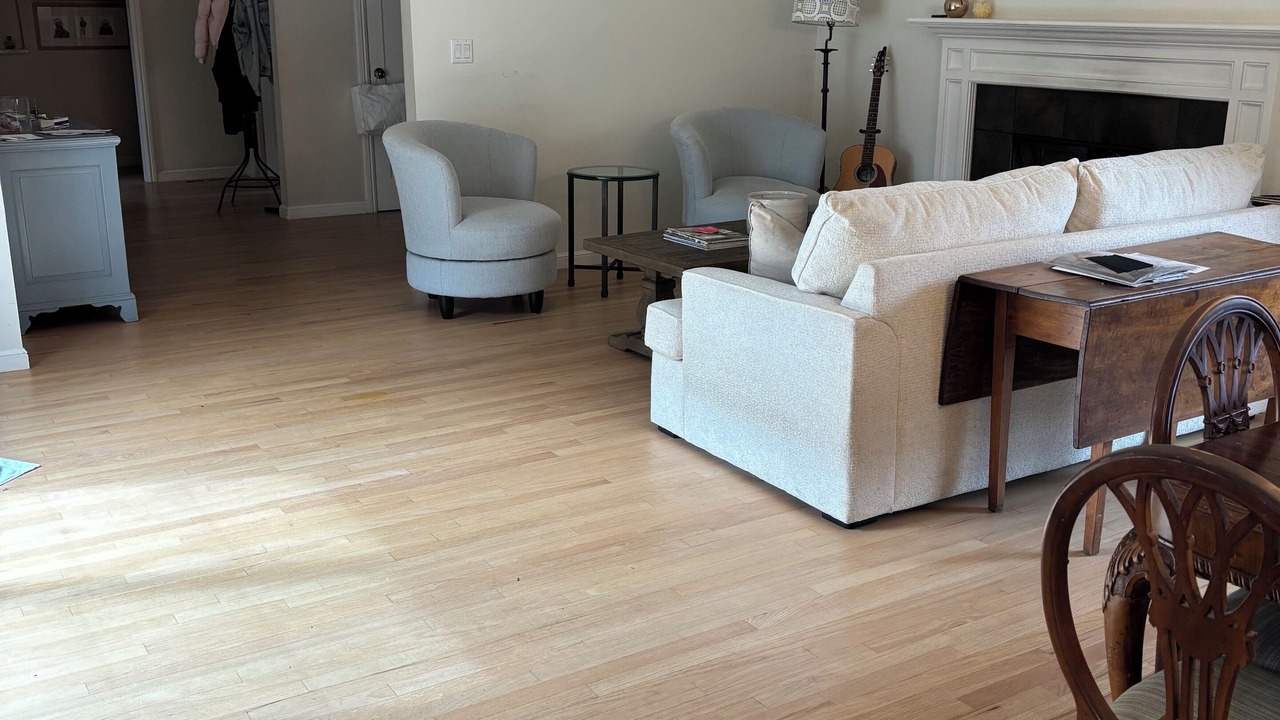 Photo of Livingroom in Burlingame