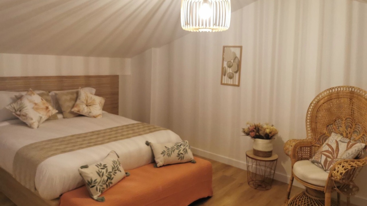Photo of Bedroom in Mignaloux-Beauvoir