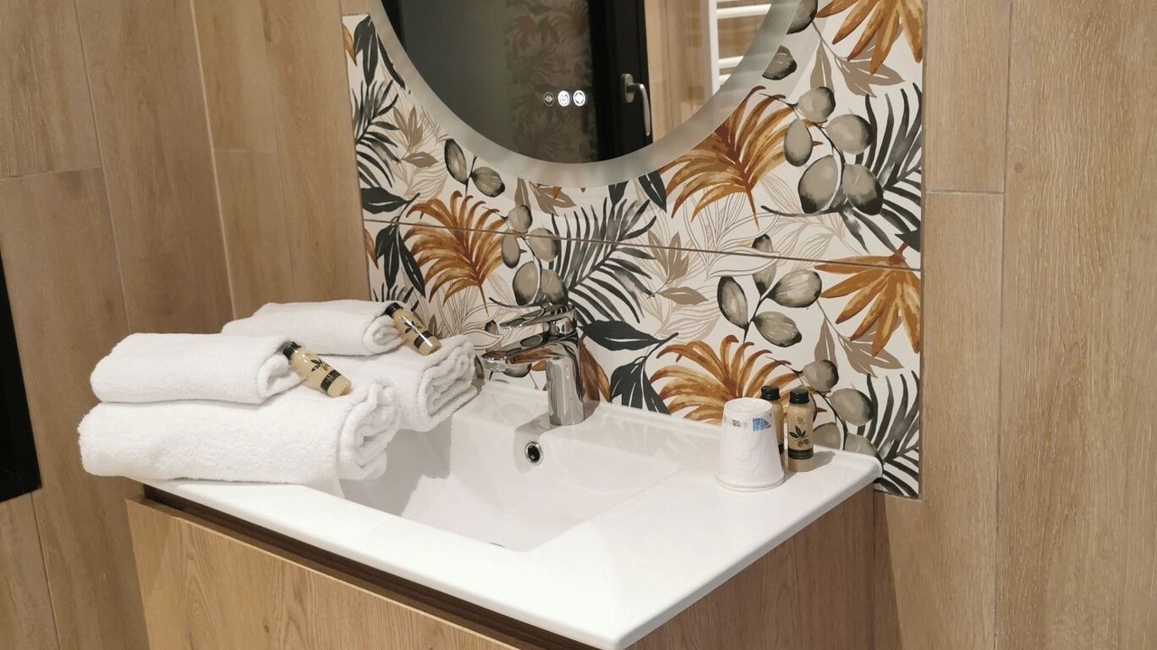 Photo of Bathroom in Mignaloux-Beauvoir