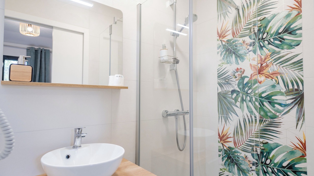 Photo of Bathroom in Mignaloux-Beauvoir