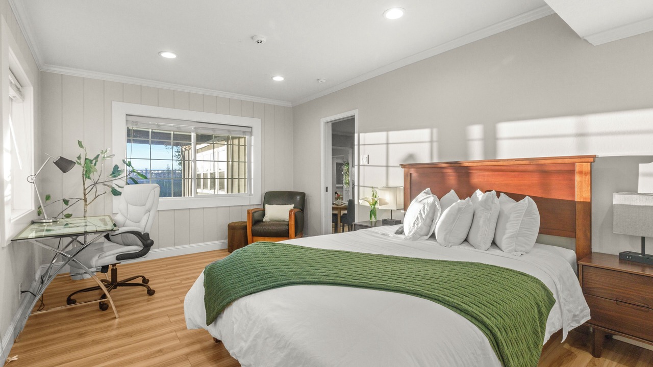 Photo of Bedroom in Merriewood