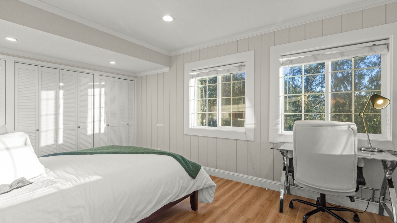 Photo of Bedroom in Merriewood