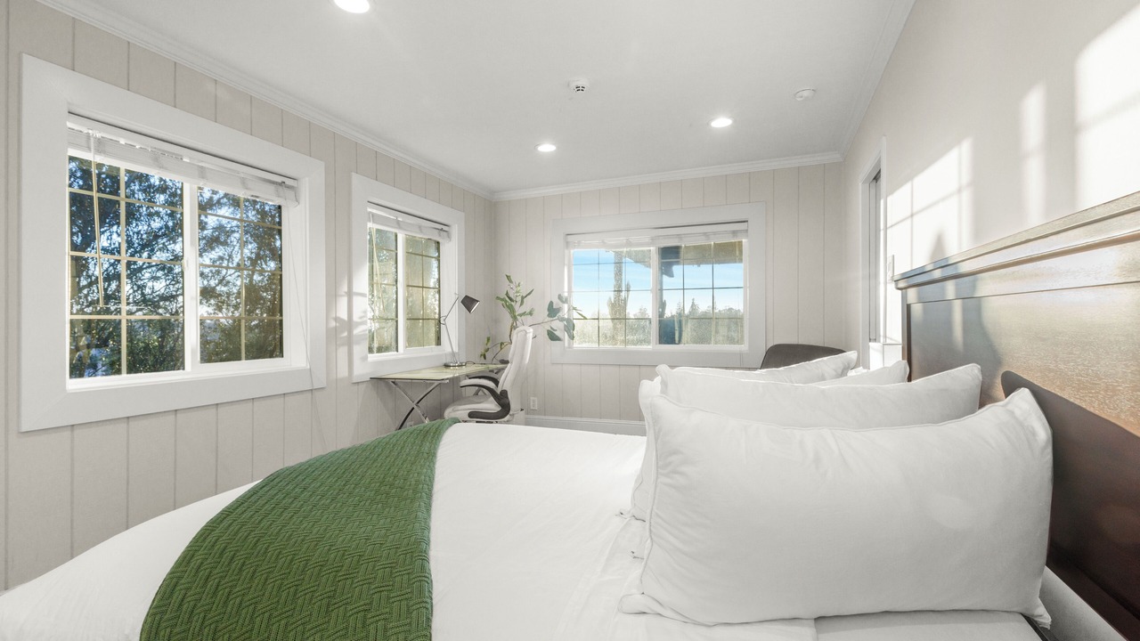 Photo of Bedroom in Merriewood